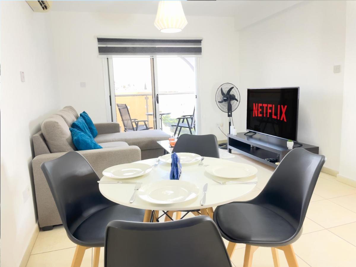 Pandora Holiday Apartment アヤナパ エクステリア 写真